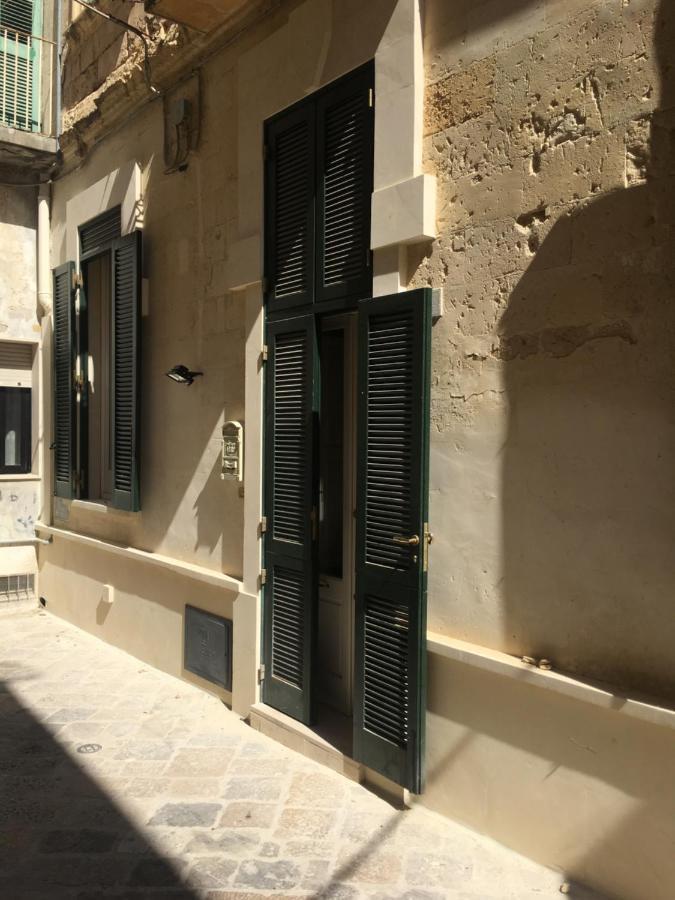 Lo Scrigno Barocco Bed & Breakfast Lecce Exterior photo